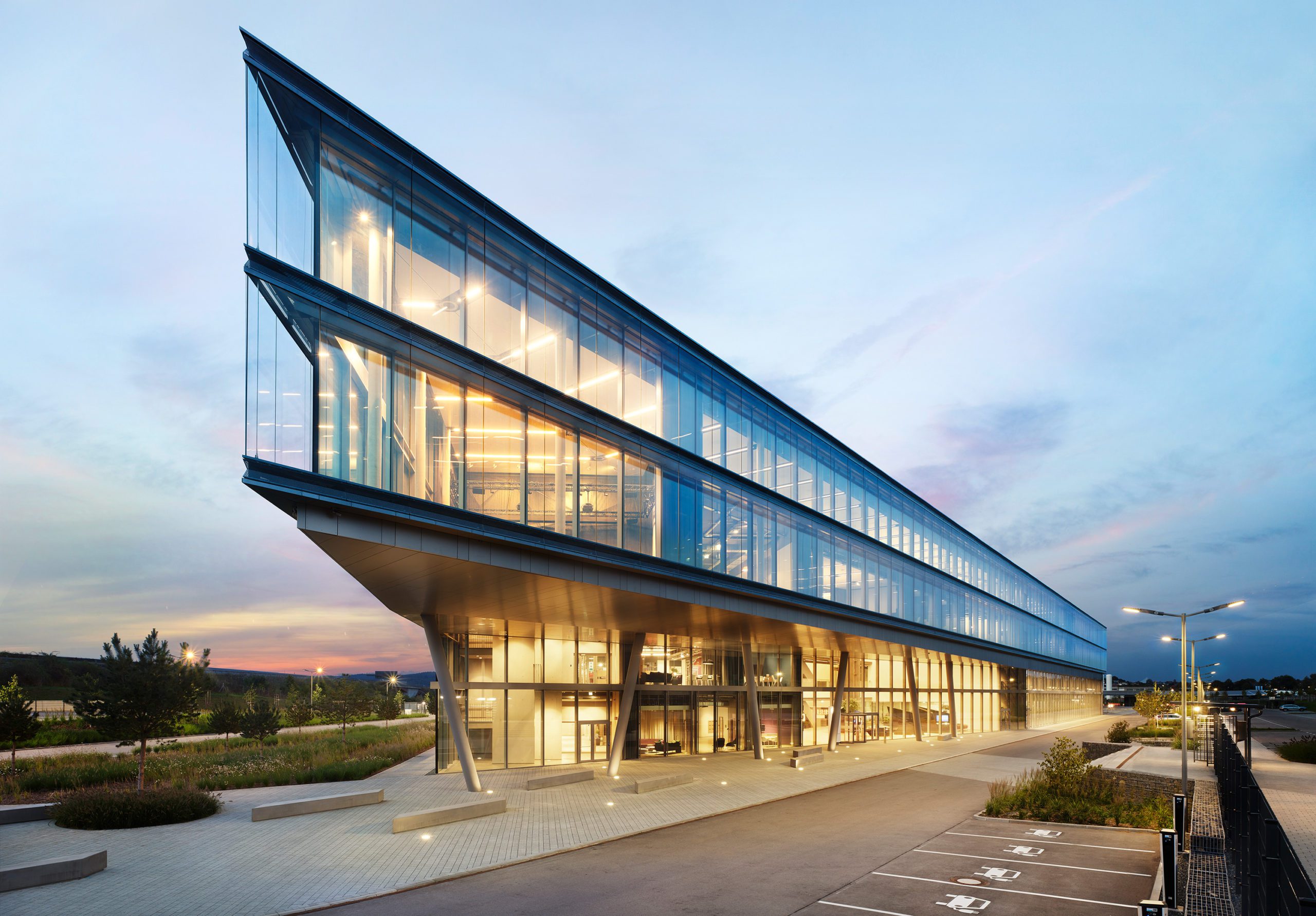 CL_aussen_01_150_crop-1-scaled